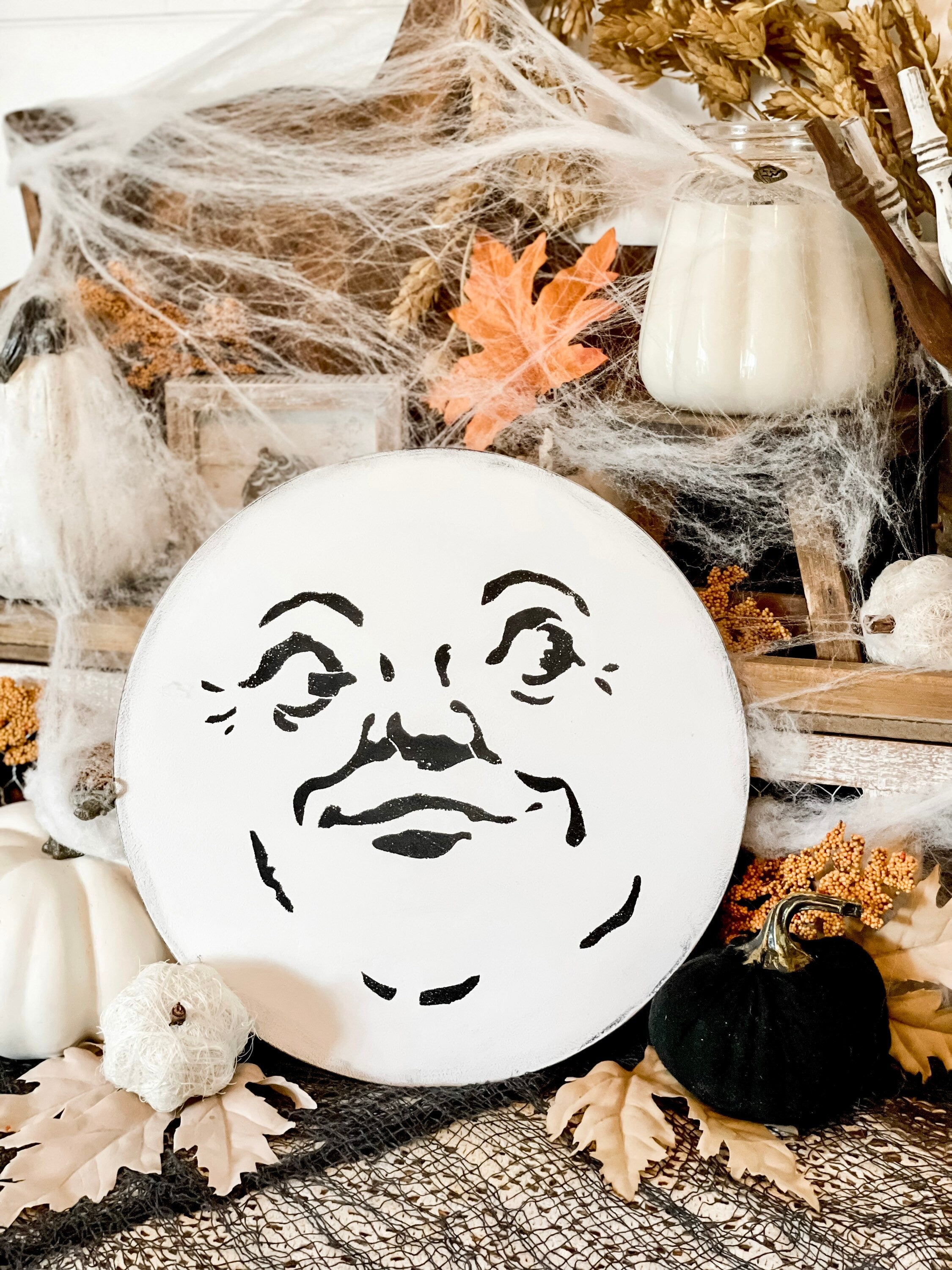Man In the moon sign - Halloween decor